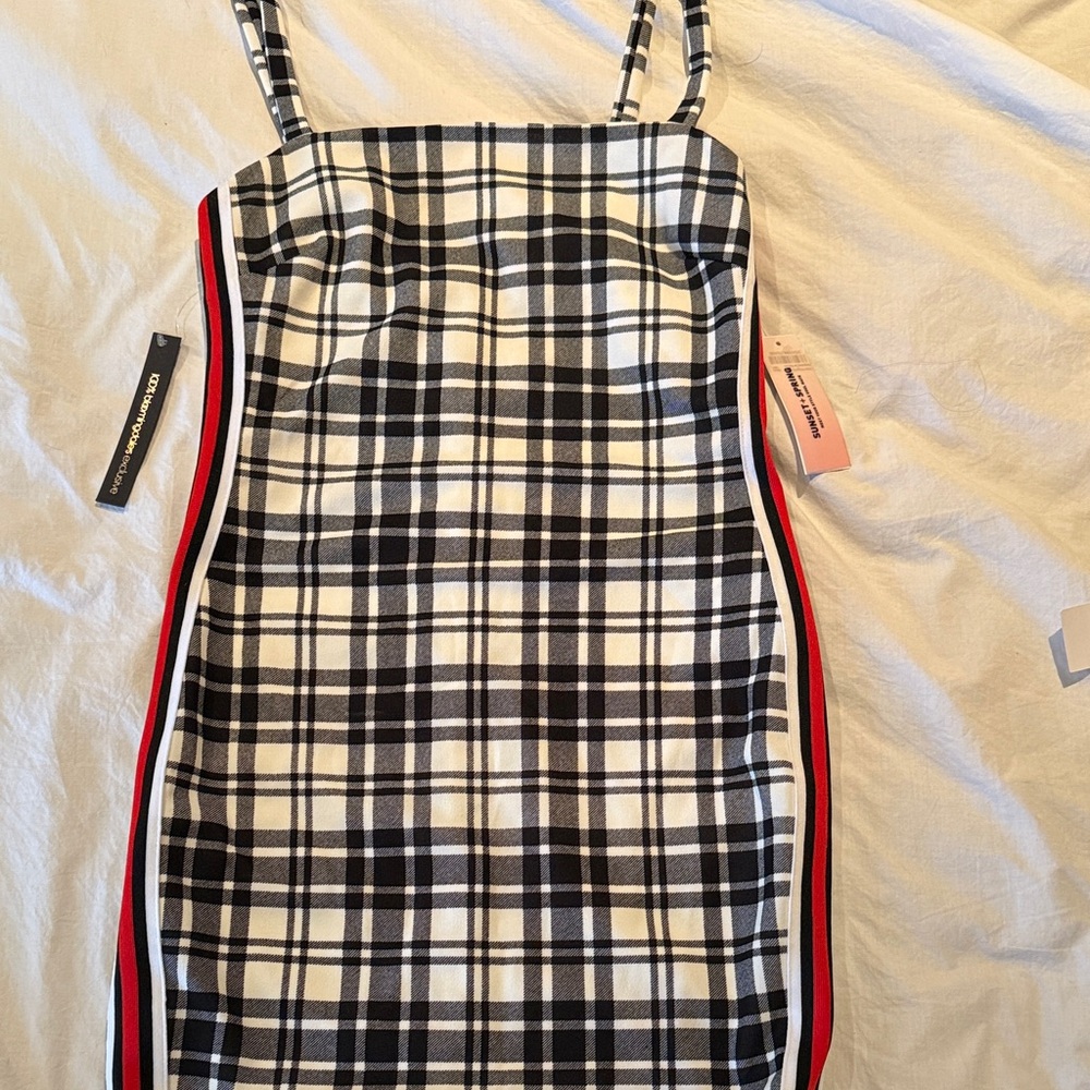 Chic Black and White Plaid Mini Dress